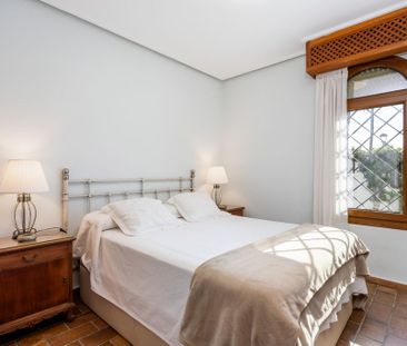 Luxury House for rent in Cadiz, Andalusia - Photo 4