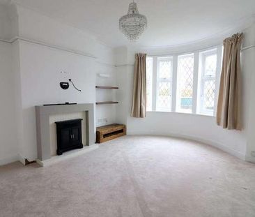 Manton Drive, Luton, Bedfordshire, LU2 - Photo 1