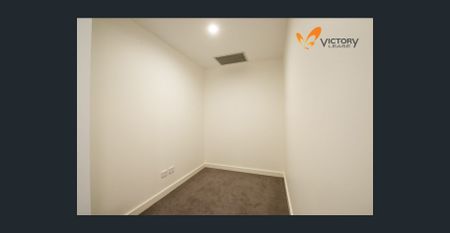 Luxury One Bedroom plus One Study Apartment For Lease - Photo 3