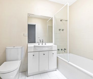 Perfect Family Home - Photo 5