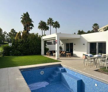 Alquiler de casa o chalet independiente en Guadalmina Baja - Photo 5