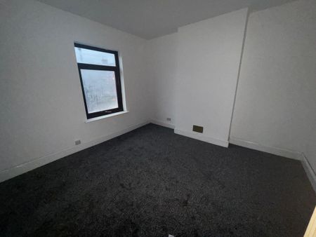 2 bedroom property to rent - Photo 3