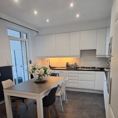 TE HUUR in een gezellig co-house appartement 180 m² 3 slaapkamers in - Foto 1