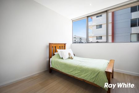 SPACIOUS AND PREMIUM TWO BEDROOM Apartment Close to All Amenities! - Photo 4