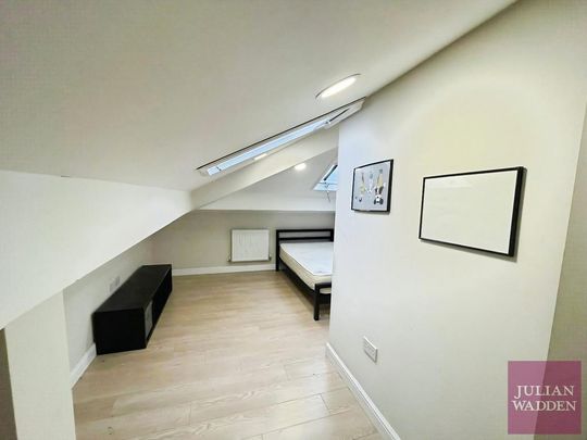 1 bedroom in a house share to rent - Photo 1