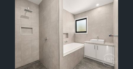 Sophisticated Living - Photo 5