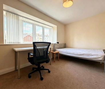 5 bedroom terraced house to rent - Photo 6