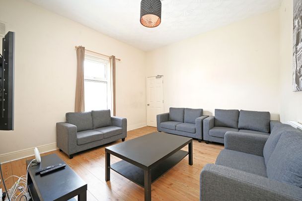 8 bedroom house share to rent - Photo 1