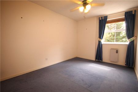 Wingate Court, Aldershot, Hampshire, GU11 1SU - Photo 2