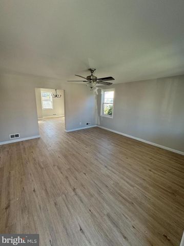 7453 Lawrence Rd - Photo 2