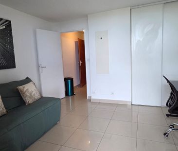 Location Appartement 1 pièce 26m² STE CLOTILDE 97490 - Photo 4