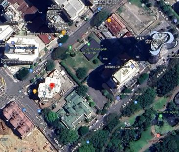 “1 Secure car space - lock up garage in a residential building” - Photo 2