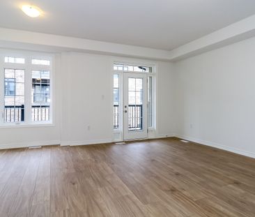 For Lease - 2025 Matteer Court Unit# Unit 20, Innisfil, Ontario - Photo 6