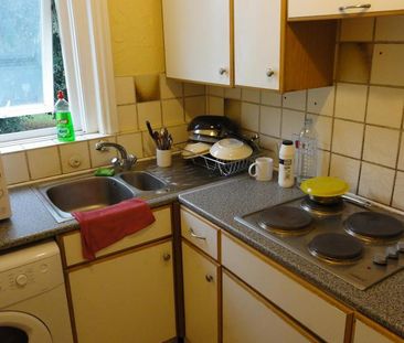 10 bedroom house share to rent - Photo 6