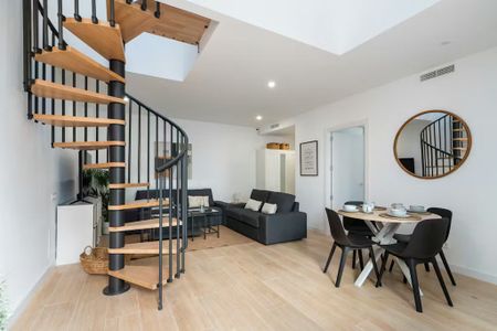 Paseo de la Dirección, Madrid, Community of Madrid 28039 - Photo 5