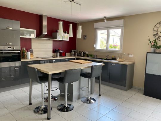 Maison 5 pièces à - Photo 1