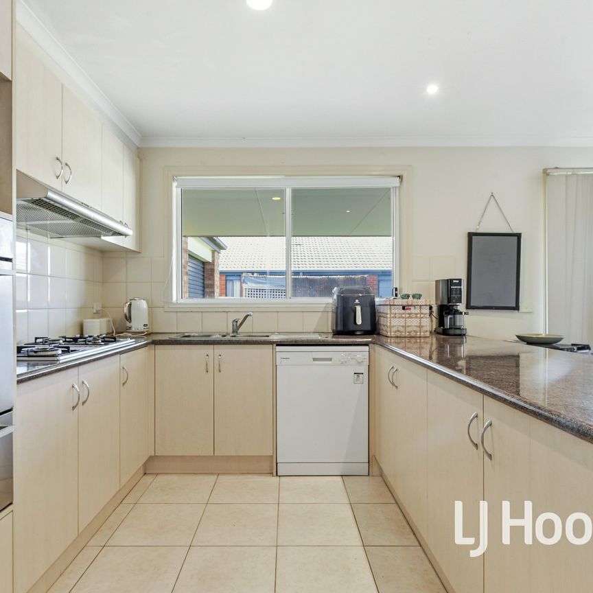 Fantastic Family Home - Photo 1