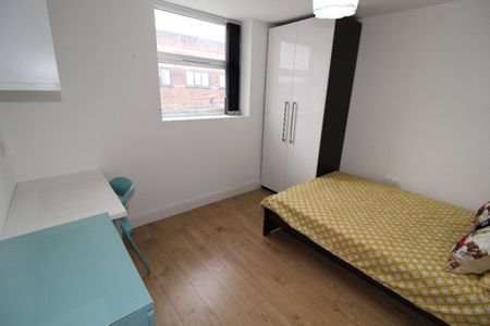 Fylde Road, Flat 02, PRESTON, Lancashire PR1 2XP - Photo 4