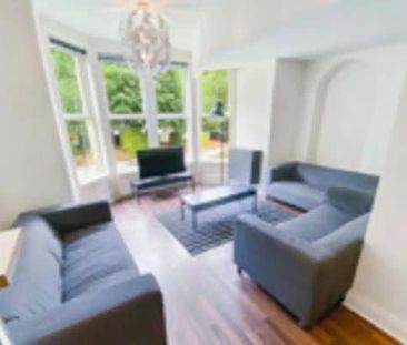 7 Bed Apartment - Photo 3