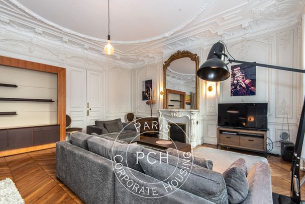 rue de Lisbonne, 75008, Paris - Photo 1