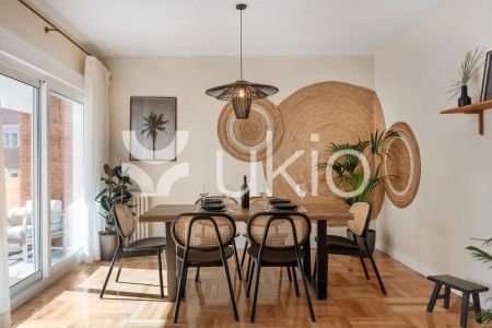 Apartamento de alquiler en Calle de Rafael Calvo, Almagro - Foto 4