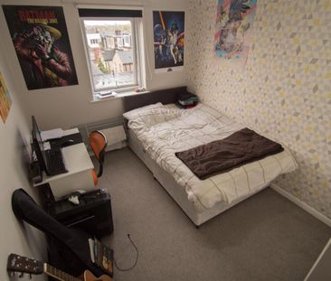 Westfield Court, Westfield Road, Hyde Park, LS3 1DL, Leeds - Photo 4