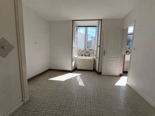 Maison à louer, VILLEFAGNAN - Photo 1