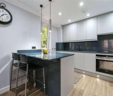 Little Britain, London, EC1A - Photo 6