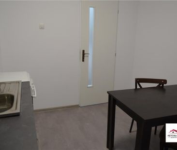 Ap. 2 Camere Mobilat si Utilat cu Parcare Privata Zona 7 Noiembrie - Fotografie 5