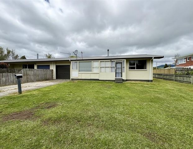 Eastside Escape, Close to Lake. Hannahs Bay - Photo 1