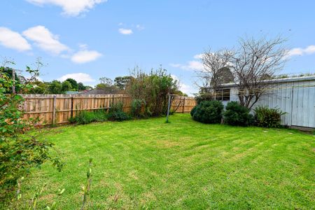 Four bedroom living! - Photo 5