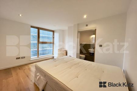 Superbly located & offering size (820 Sq.Ft.) quality & location - Photo 5