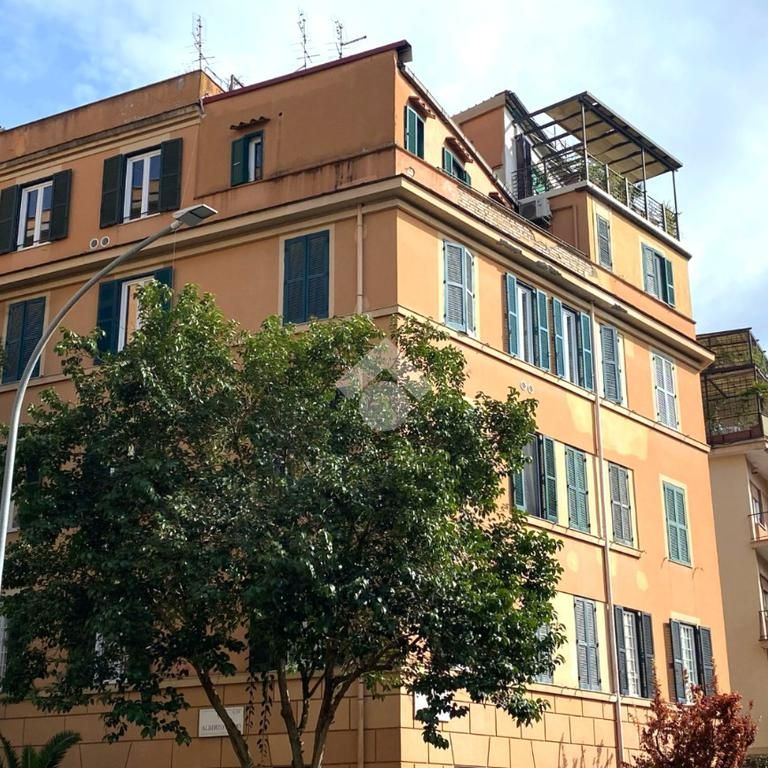 Trilocale in affitto - Photo 1