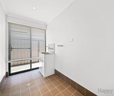 6-MONTH LEASE | Comfortable 3-Bedroom Home in the Heart of Canning ... - Photo 2