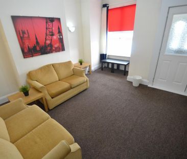 4 bedroom house to rent - Photo 1