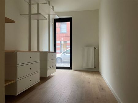 Gelijkvloers appartement met zonnig tuintje. - Photo 3