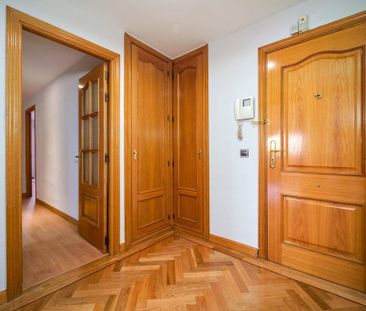 3 room luxury Flat for rent in Pozuelo de Alarcón, Spain - Photo 1
