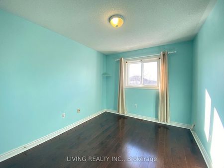 For Lease - 6360 Newcombe Drive, Mississauga, Ontario - Photo 5