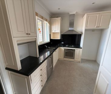 3 Bedroom Home!! - Photo 1