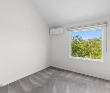 Renovated home in quiet location - Photo 4