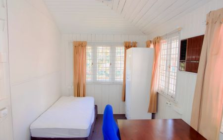 5 Bedroom 2 Bathroom(Rent a Room) - Photo 5