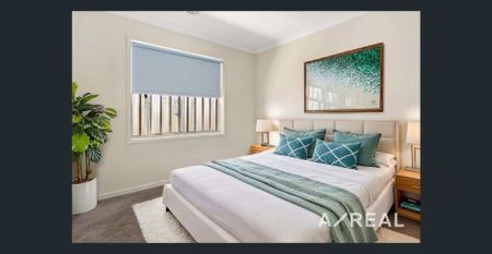 Perfect quiet family house in central Maddingley - Photo 3