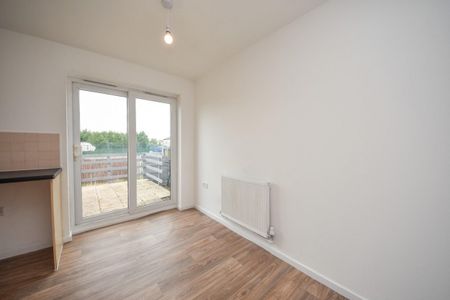 3 bed House - Mews for Rent - Photo 4