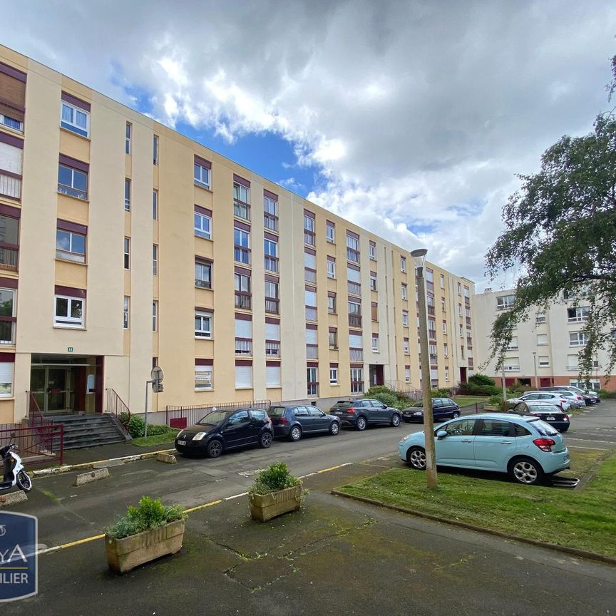 Location Appartement 1 pièce 32m² LE MANS 72000 - Photo 1
