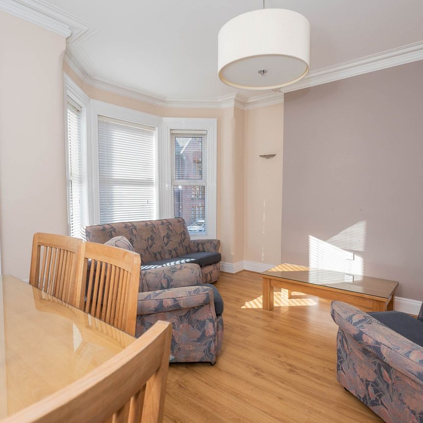 126a University Avenue, Belfast, BT7 1GZ - Photo 1