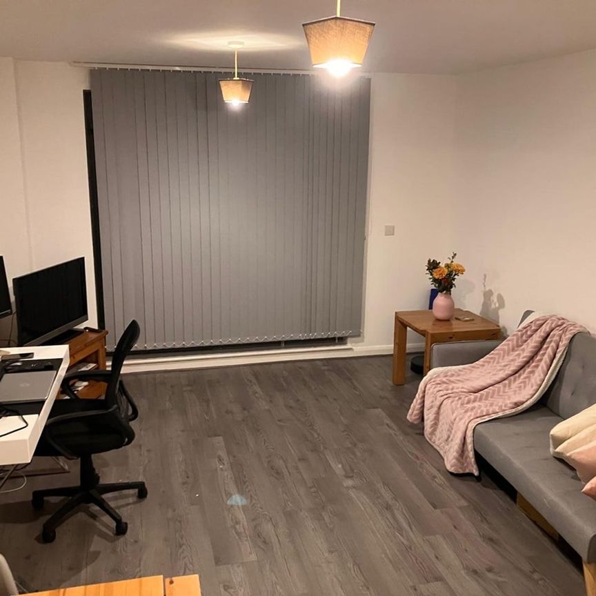 1 Bed Flat, Skyline, B1 - Photo 1