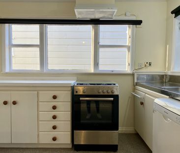 9A Ross Street, Kilbirnie - Photo 3