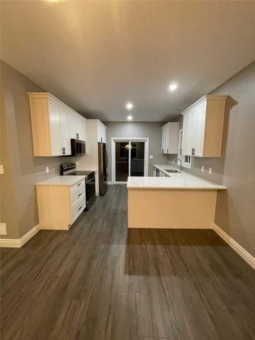 For Lease - 44 Redwood Drive, Belleville, Ontario - Photo 4