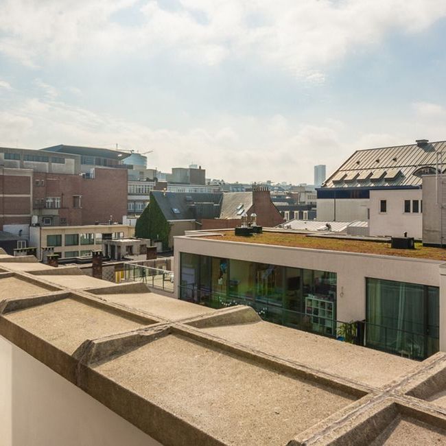 Appartement te huur in Brussel voor € 1.725 met 2 slaapkamers - Photo 1