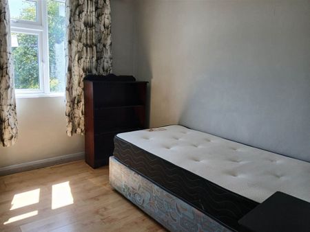 37 Mitchell`s Terrace, Athlone, County Westmeath - Photo 5